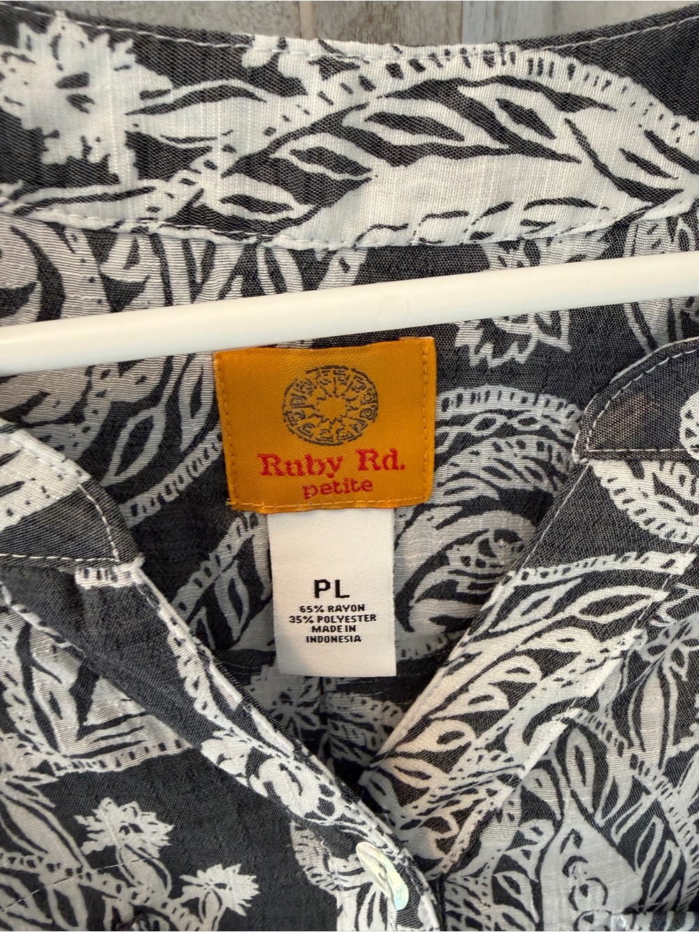 Ruby Rd. Paisley Blouse - Picture 5 of 10